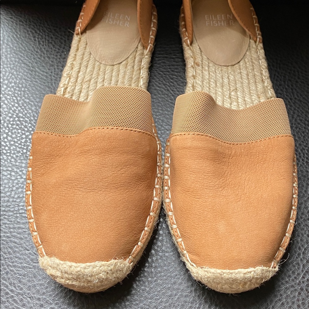 Eileen Fisher NWT in box Sand color, Tumbled Nubuck espadrilles - Picture 6 of 8